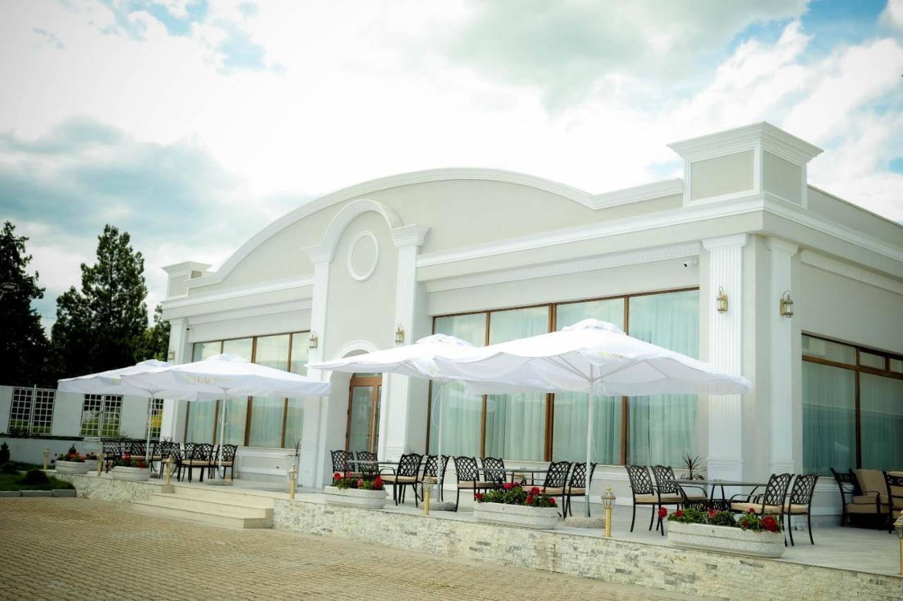 Hotel Palace Severin Drobeta Turnu Severin Ngoại thất bức ảnh