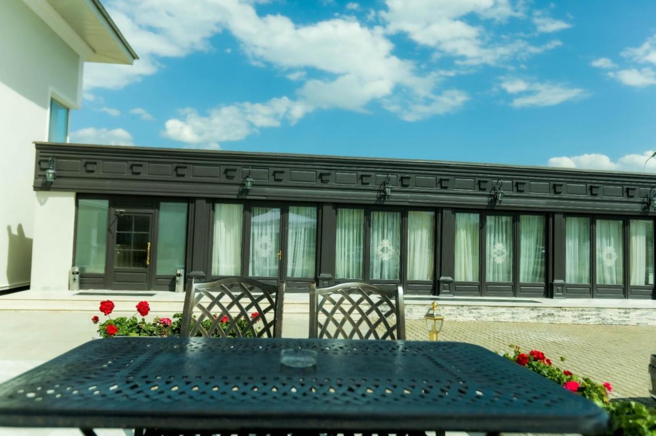 Hotel Palace Severin Drobeta Turnu Severin Ngoại thất bức ảnh
