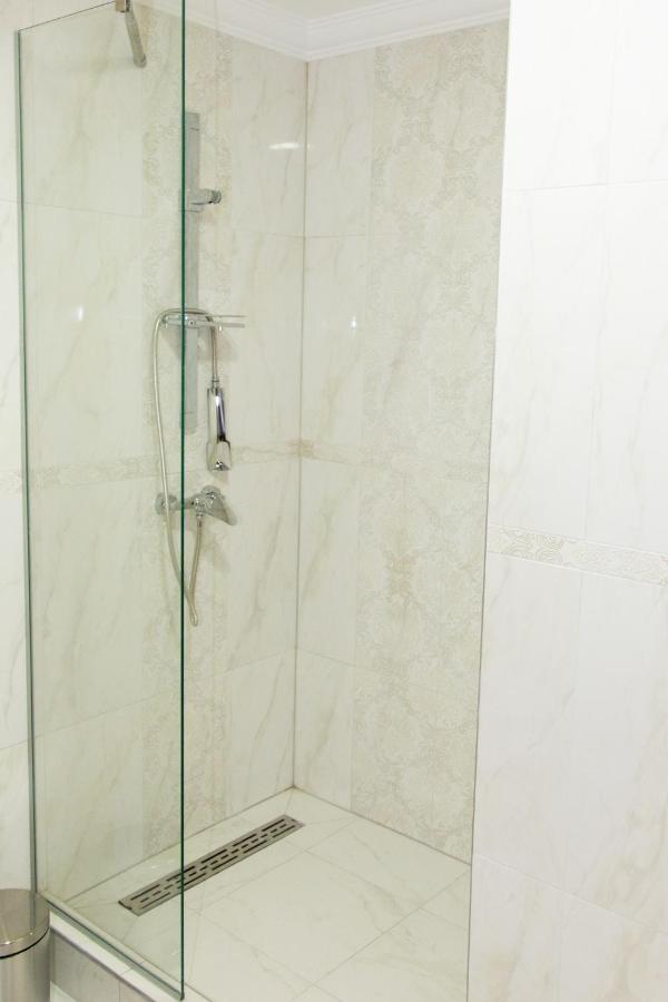 Hotel Palace Severin Drobeta Turnu Severin Ngoại thất bức ảnh