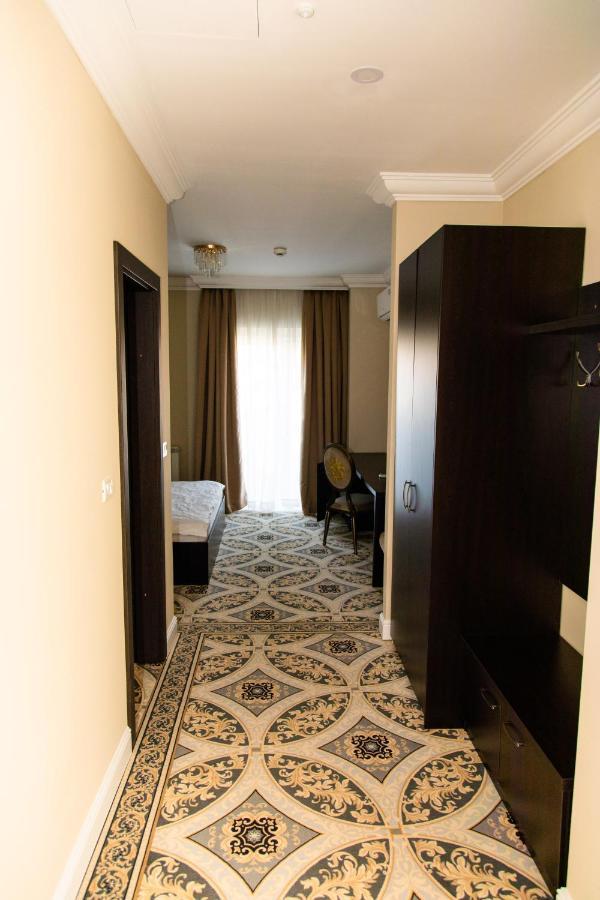 Hotel Palace Severin Drobeta Turnu Severin Ngoại thất bức ảnh